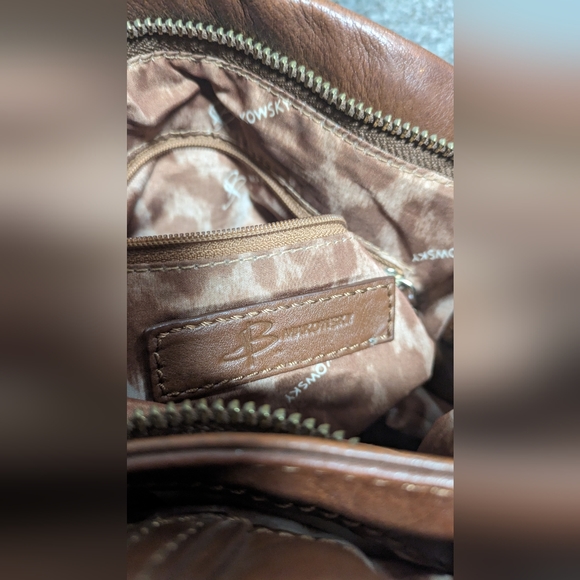 B makowsky genuine leather crossbody - Picture 7 of 10